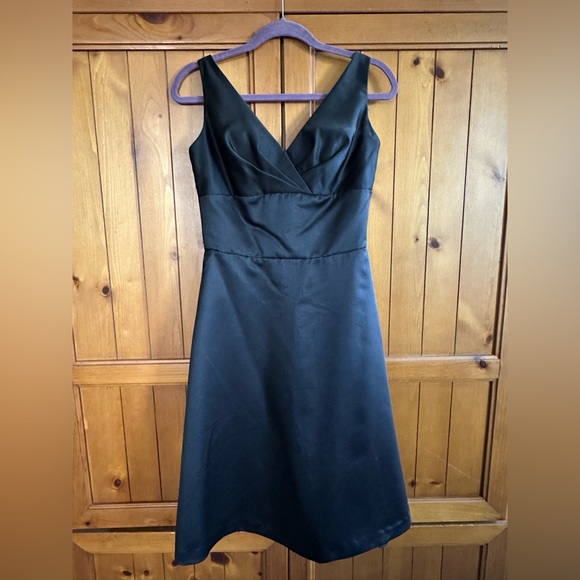 Black Satin V-Neck Midi Dress - Picture 1 of 4